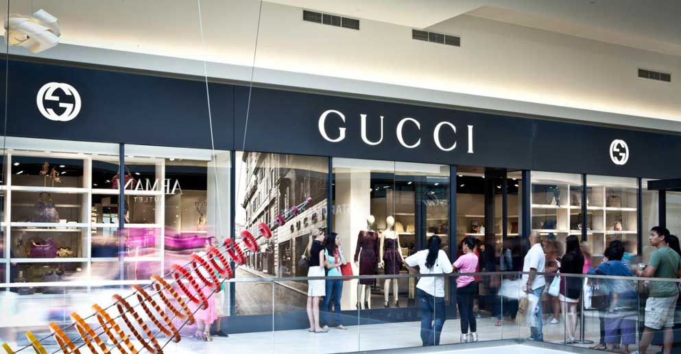 gucci store front